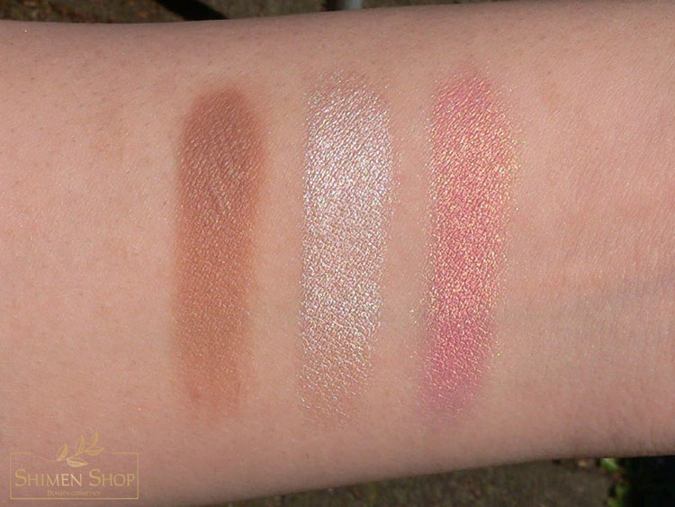 پلت رژگونه و هایلایتر و برانزر رولوشن مدل Ultra Sculpt & Contour