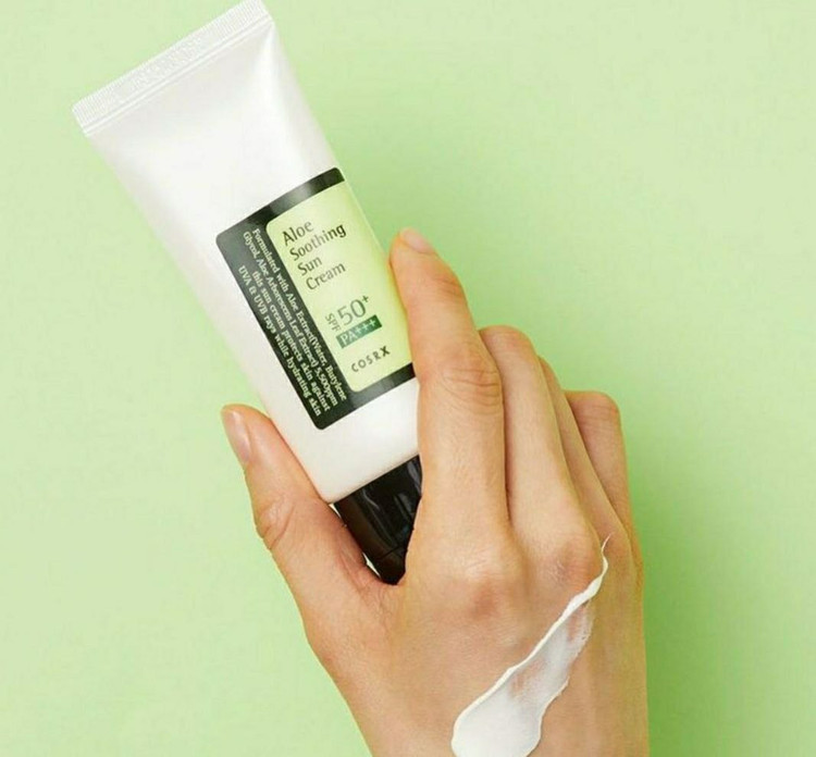 ضدآفتاب آلوئه ورا کوزارکسSPF50 حجم50میل