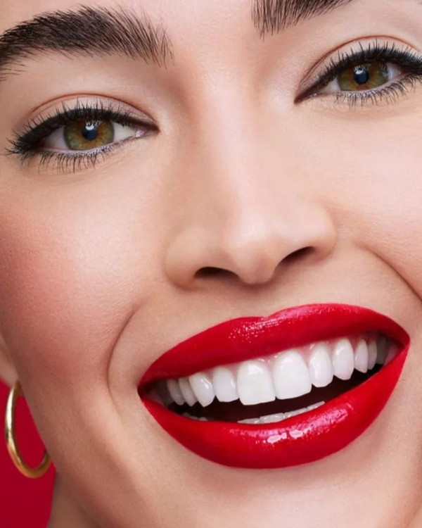 رژلب استی لادر با طرح زمستانی رنگ 540 حجم فول