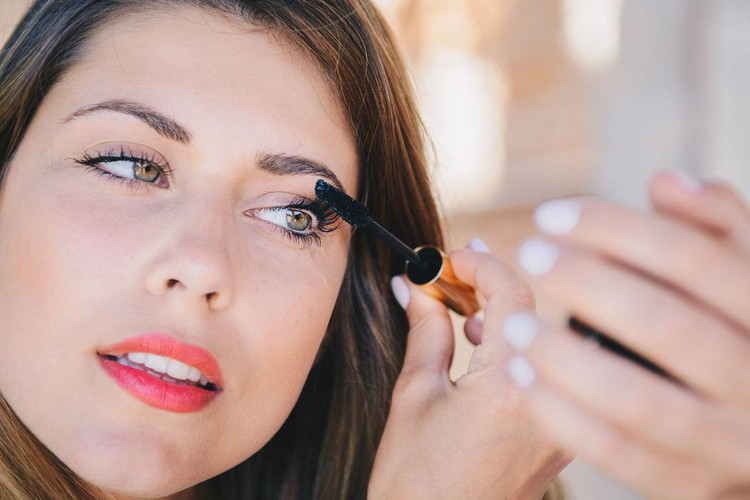 ریمل حجم دهنده استی لادر مدل Sumptuous Extreme فول سایز و مینی سایز