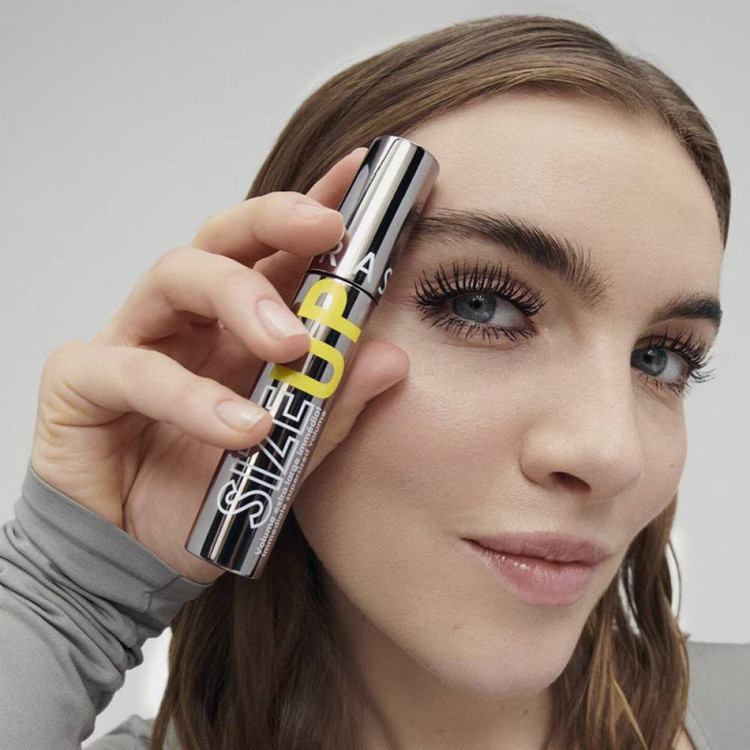 ریمل حجم دهندە و بلندکنندە سفورا مدل SIZE UP رنگ01 Ultra Black حجم14 میل