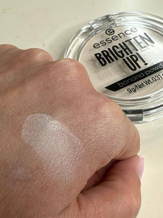 پنکک و پودر فیکس اسنس مدل BRIGHTEN UP رنگ 10 Bababanana حجم 9 گرم