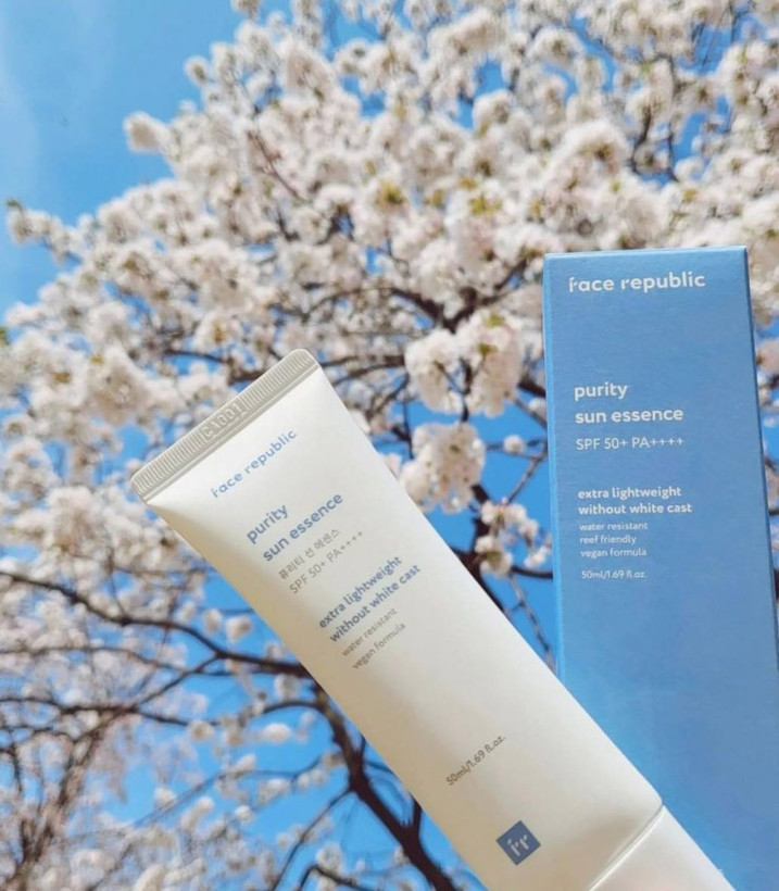 ضد آفتاب اسنسی فیس ریپابلیک SPF 50+pA++++ مناسب انواع پوست حجم 50میل