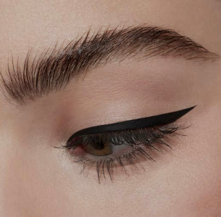 خط چشم ماژیکی ضدآب استیلا مدلStay All Day رنگ intense black مینی سایز حجم 0.25 میل